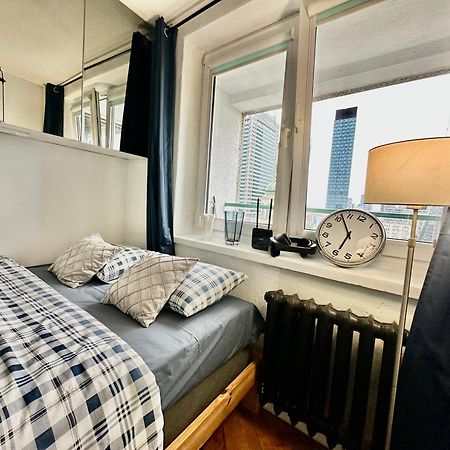 Palace 2 Wifi 600 Mbs 55'Tv Netflix Hbo 2Xmetro Appletv Varşova Dış mekan fotoğraf