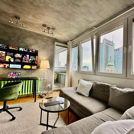 Palace 2 Wifi 600 Mbs 55'Tv Netflix Hbo 2Xmetro Appletv Varşova Dış mekan fotoğraf
