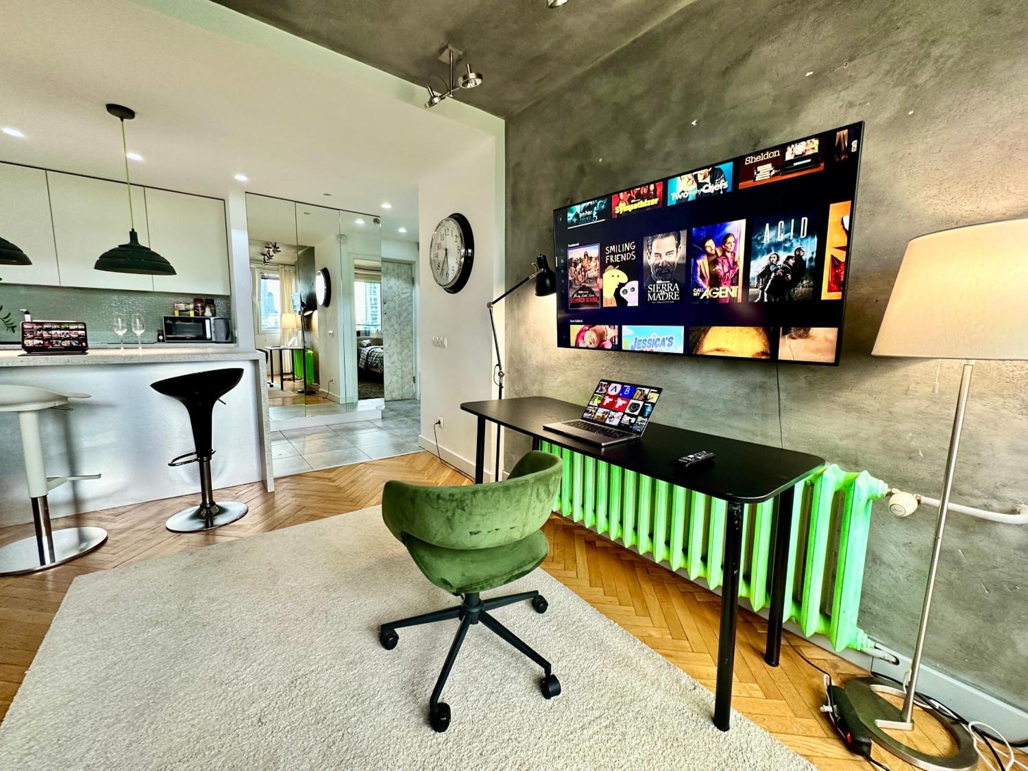 Palace 2 Wifi 600 Mbs 55'Tv Netflix Hbo 2Xmetro Appletv Varşova Dış mekan fotoğraf