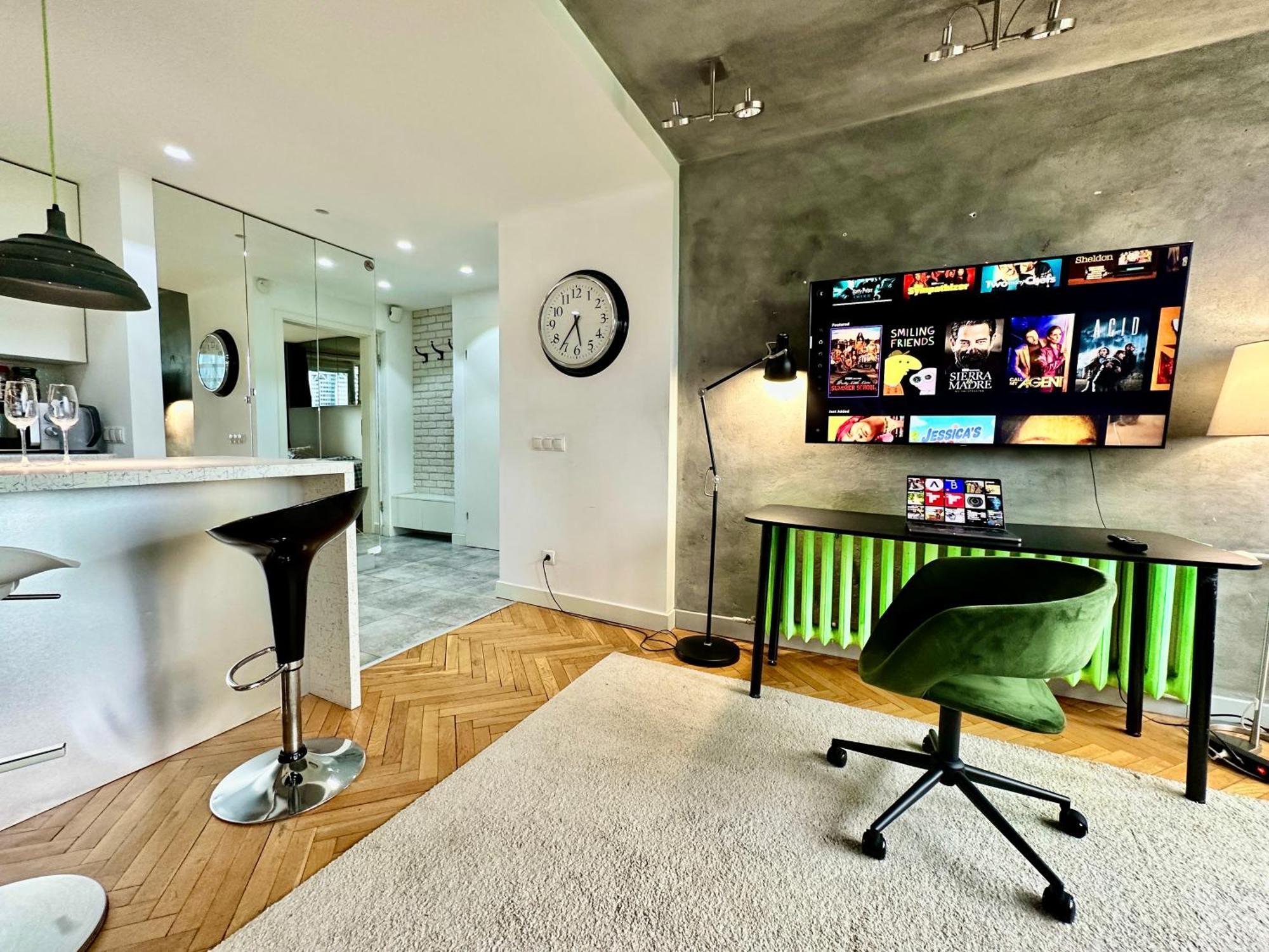 Palace 2 Wifi 600 Mbs 55'Tv Netflix Hbo 2Xmetro Appletv Varşova Dış mekan fotoğraf